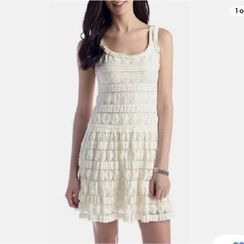 Max Edition Sleeveless Tank Style Lace Dress with Scalloped Edges Size Medium